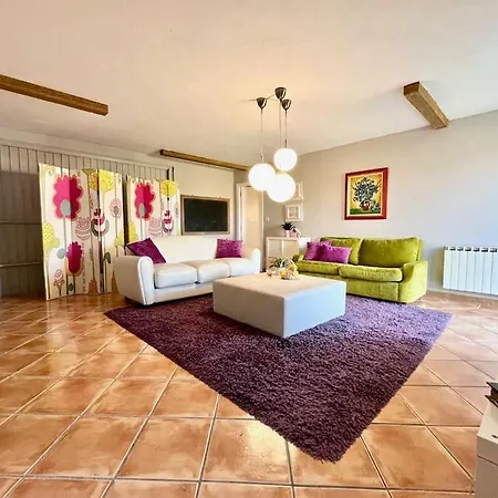 Luxury House Center Vakantiehuis Baiona